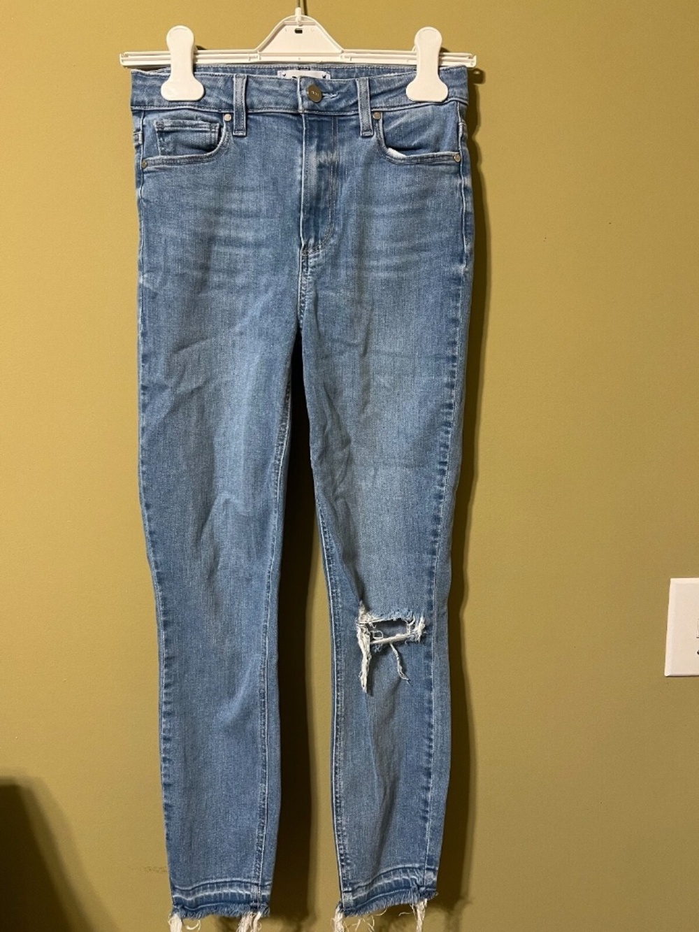 Paige Margot Crop Jeans Deconstructed/Distressed Light Wash Size 26